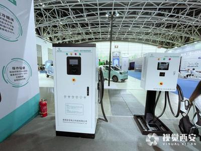 陕西汽车制造迎来“高光时刻” 多款新能源产品亮相中国西部国际汽车工业博览会